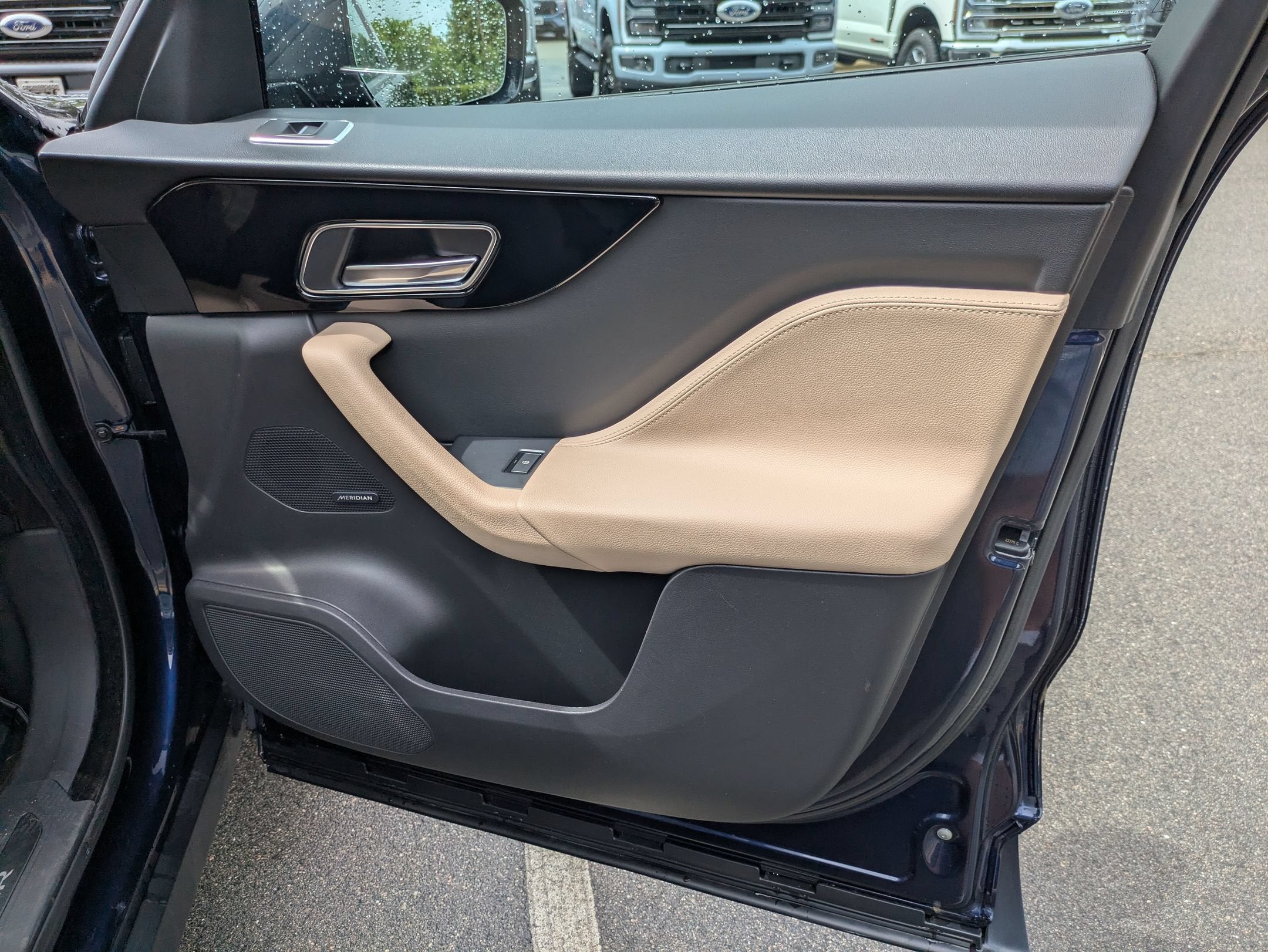 2018 Jaguar F-PACE 25t Premium