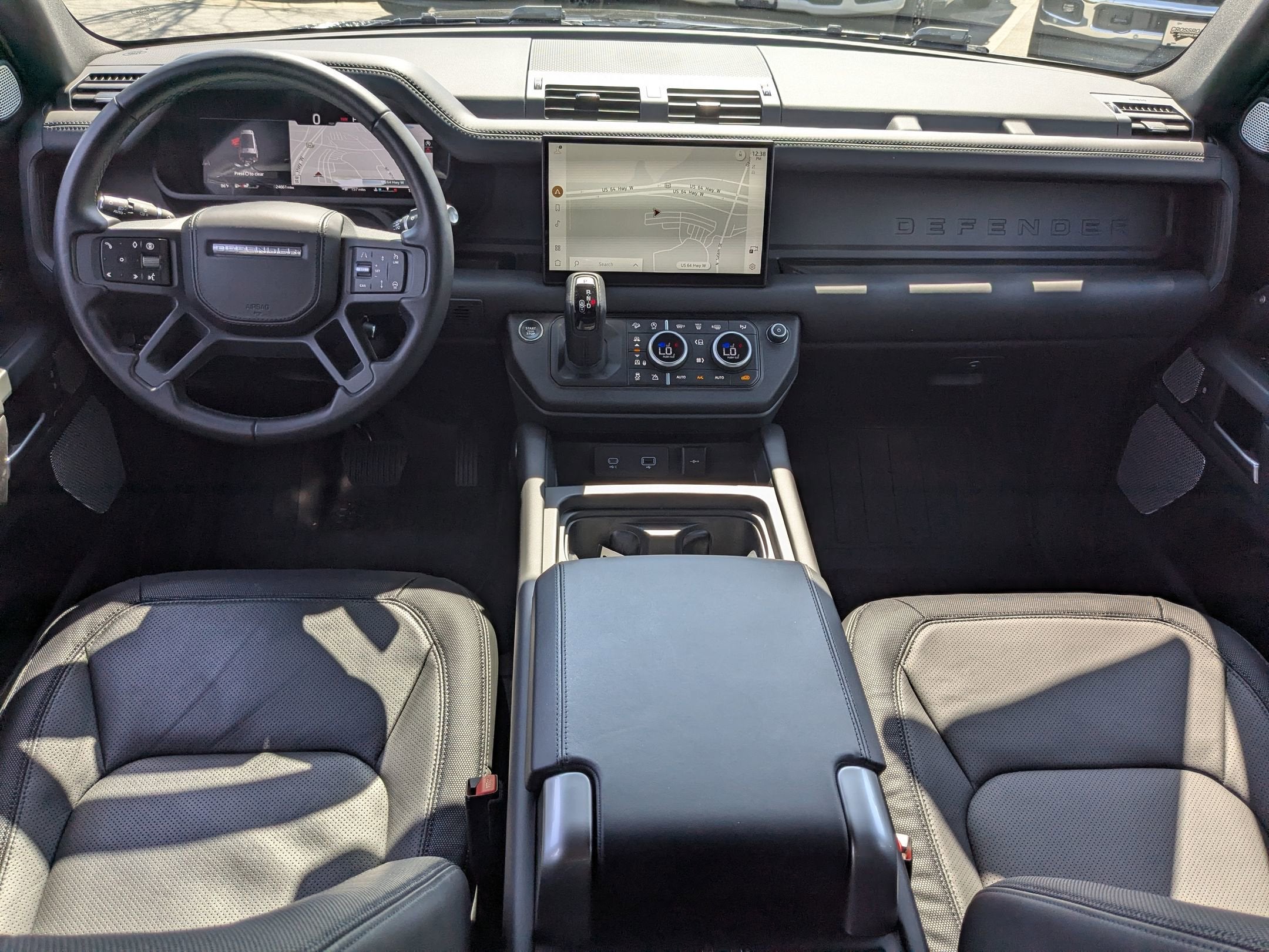 2024 Land Rover Defender X-Dynamic SE