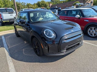 2023 MINI Hardtop 2 Door Cooper SE Signature