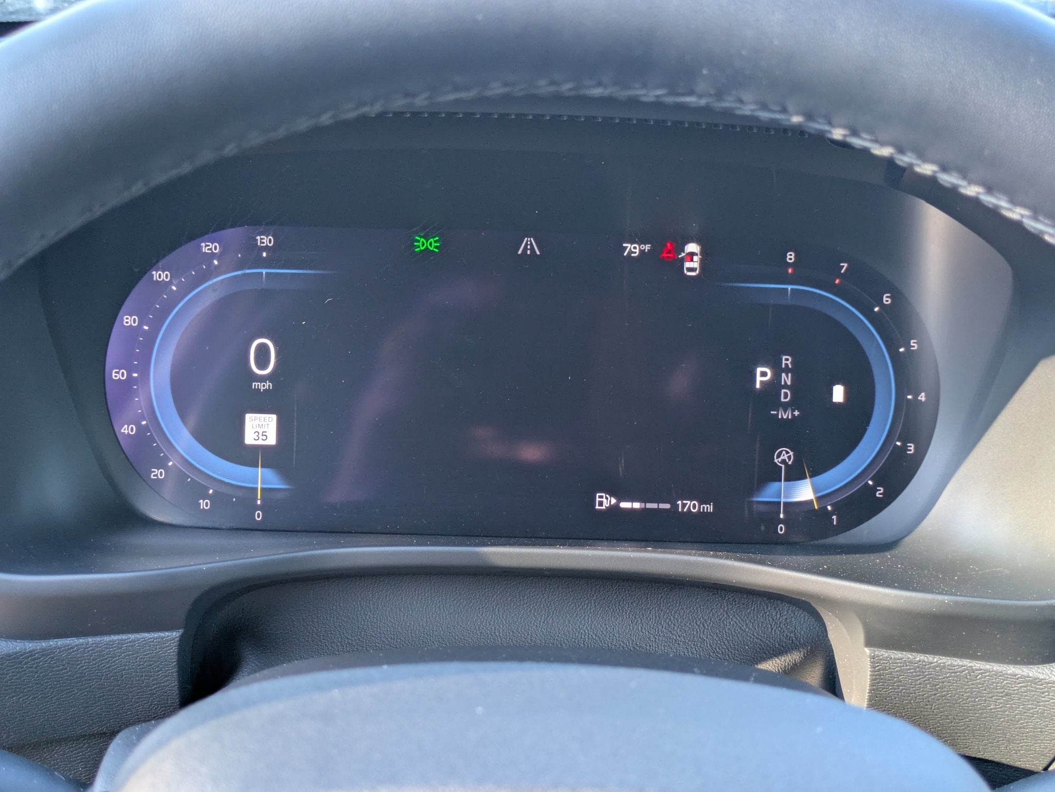 2023 Volvo XC40 Ultimate Dark Theme