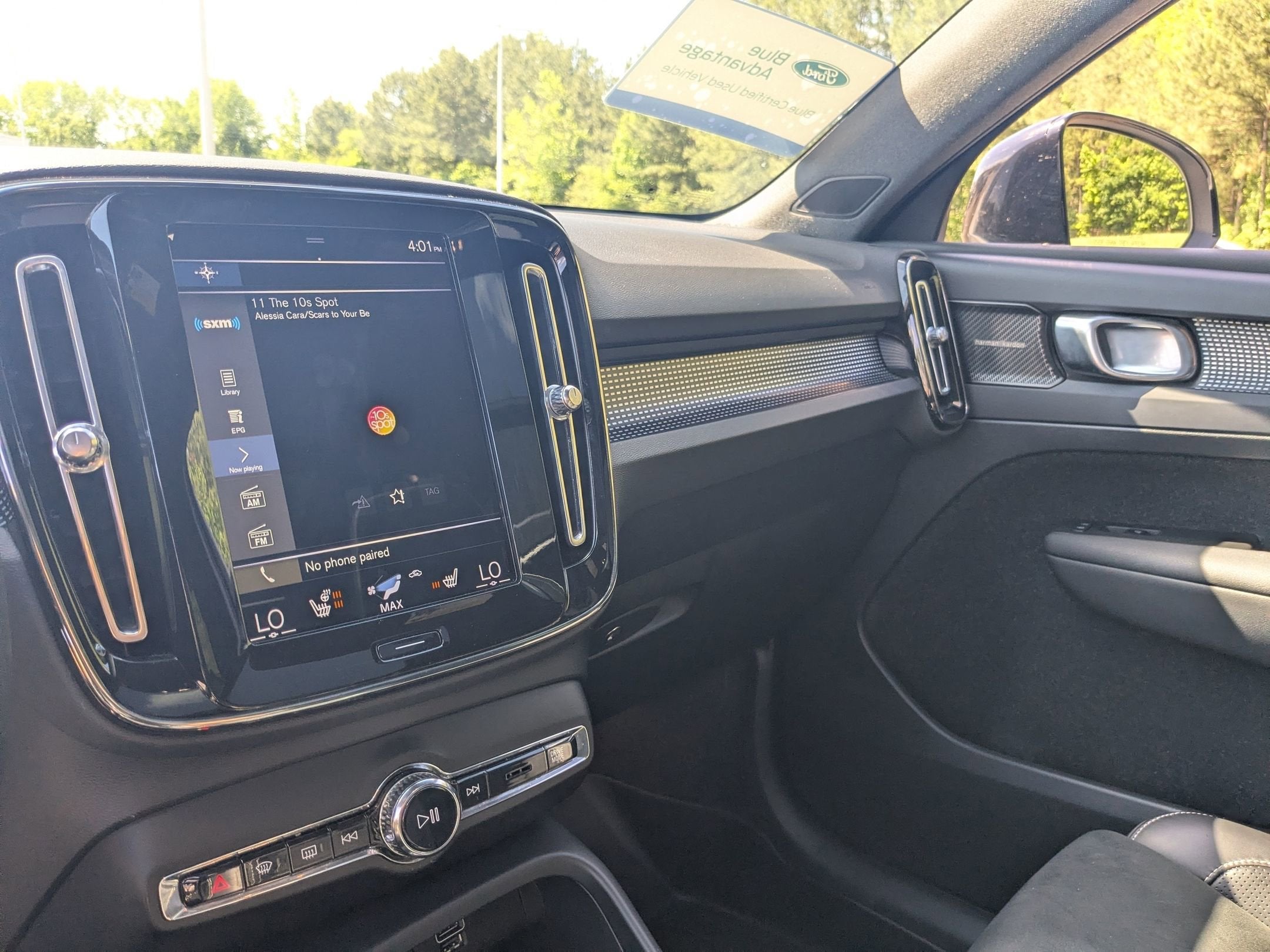 2021 Volvo XC40 R-Design