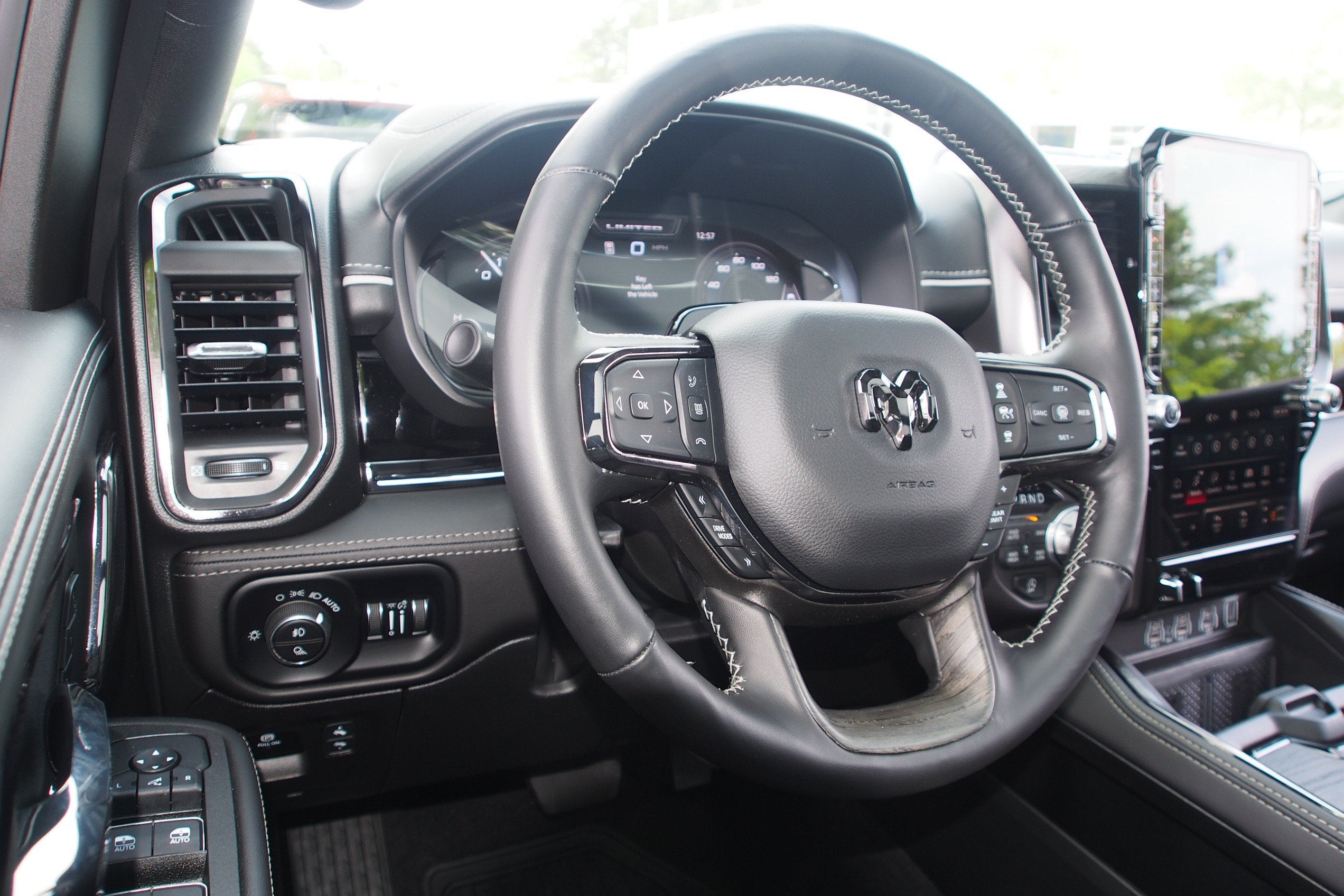 2025 RAM 1500 Limited