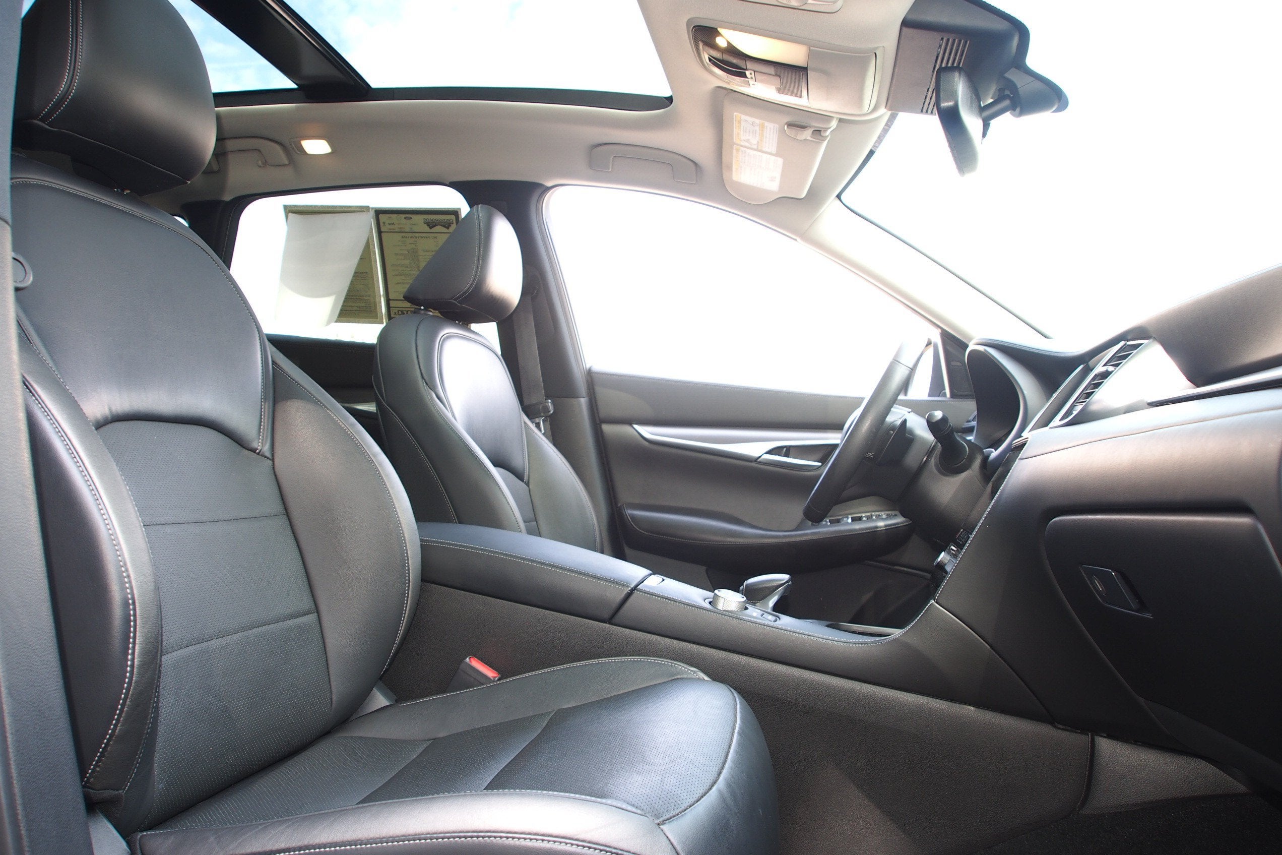 2022 INFINITI QX50 LUXE