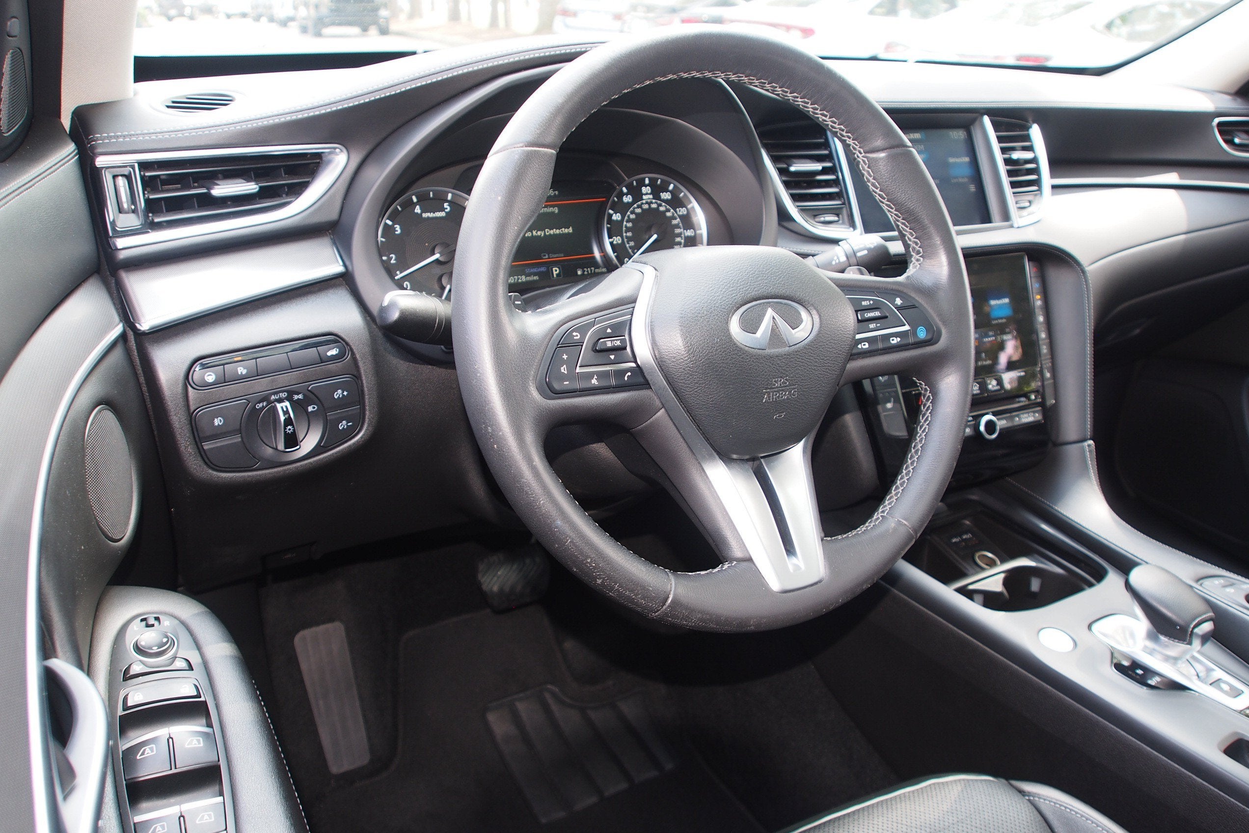 2022 INFINITI QX50 LUXE