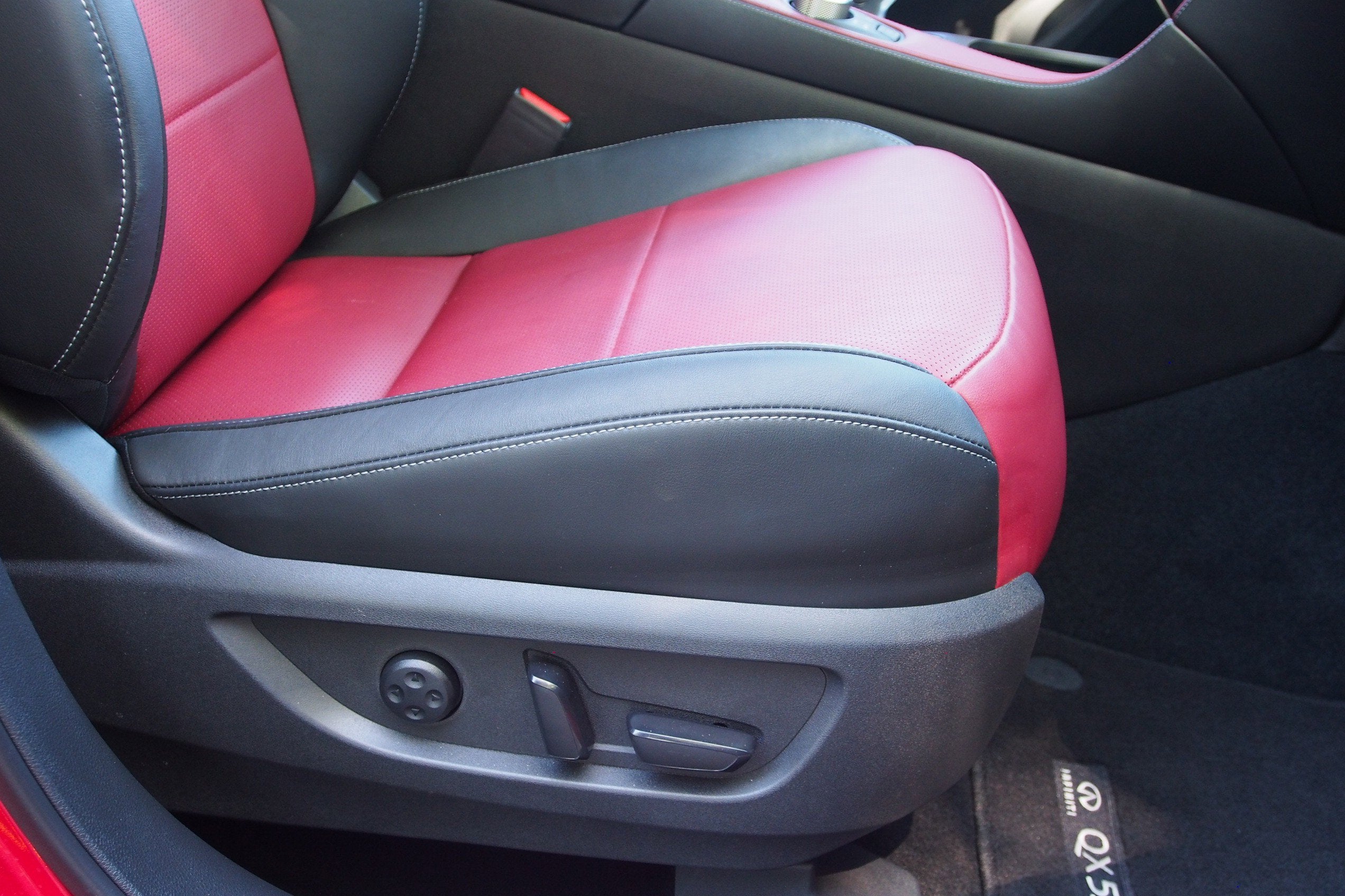 2023 INFINITI QX55 SENSORY