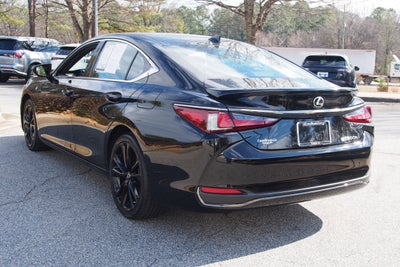 2023 Lexus ES ES 300h F SPORT Handling