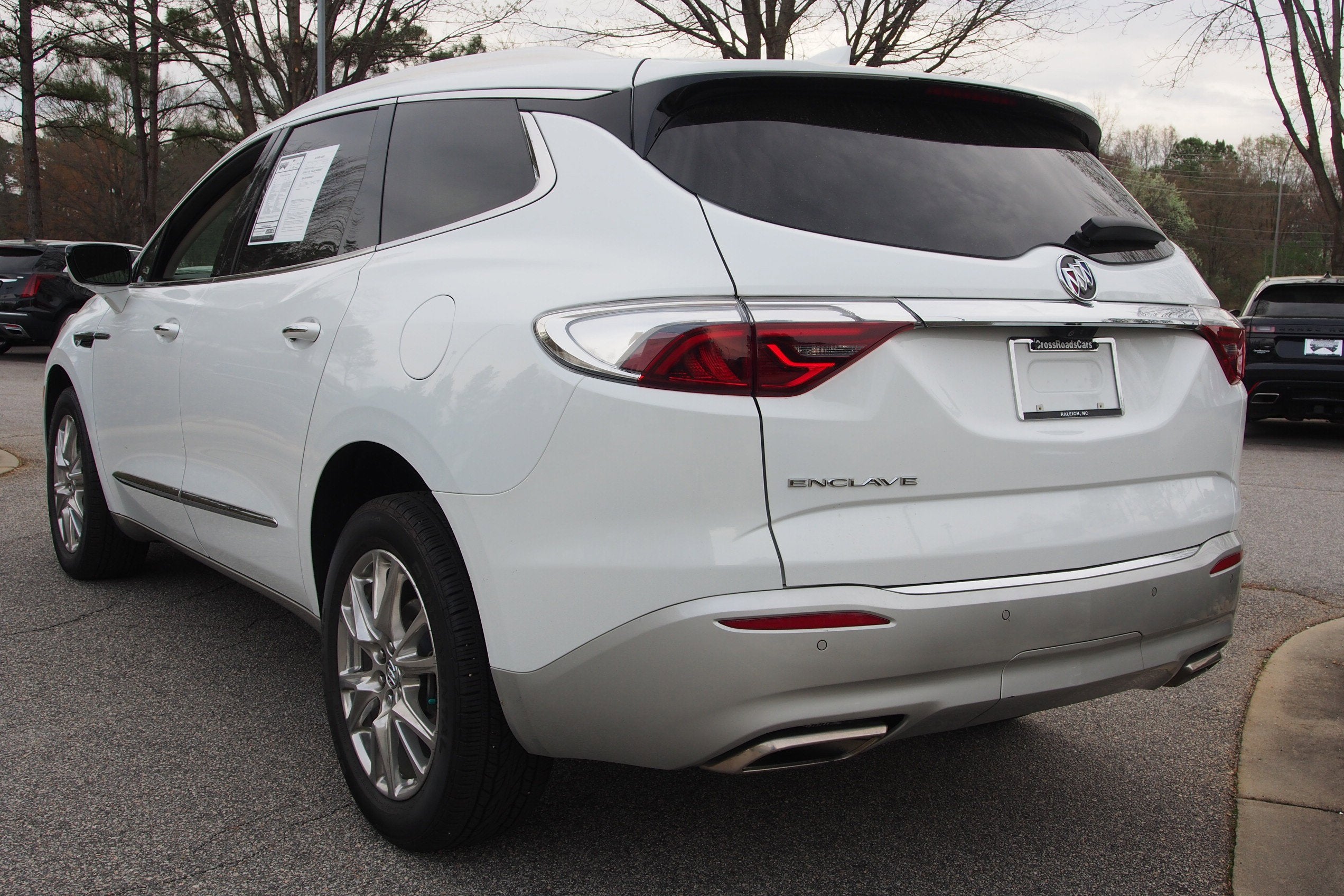 2023 Buick Enclave Essence