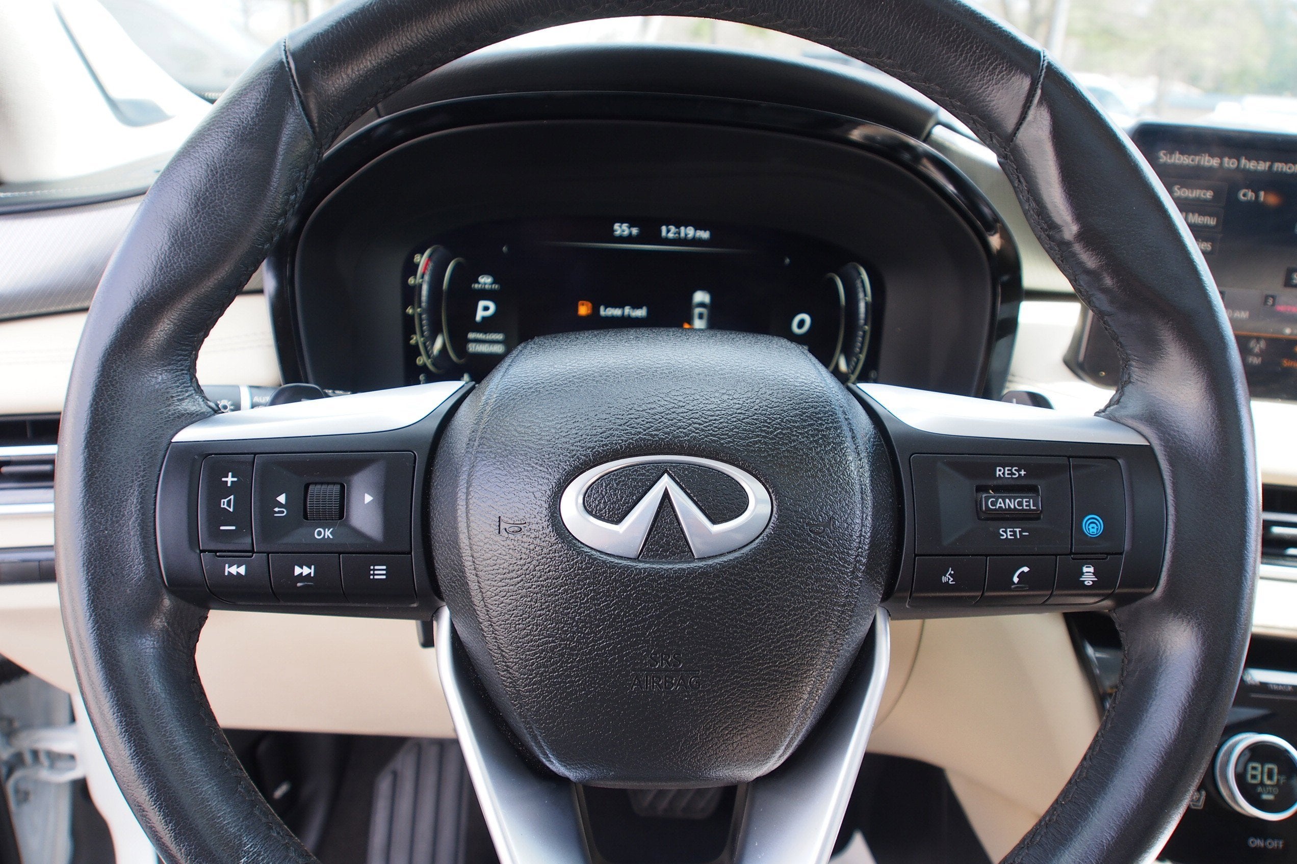 2023 INFINITI QX60 LUXE