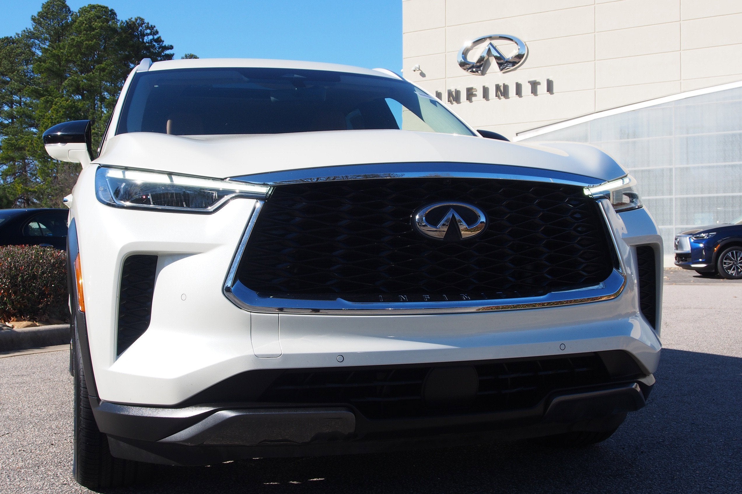 2023 INFINITI QX60 SENSORY