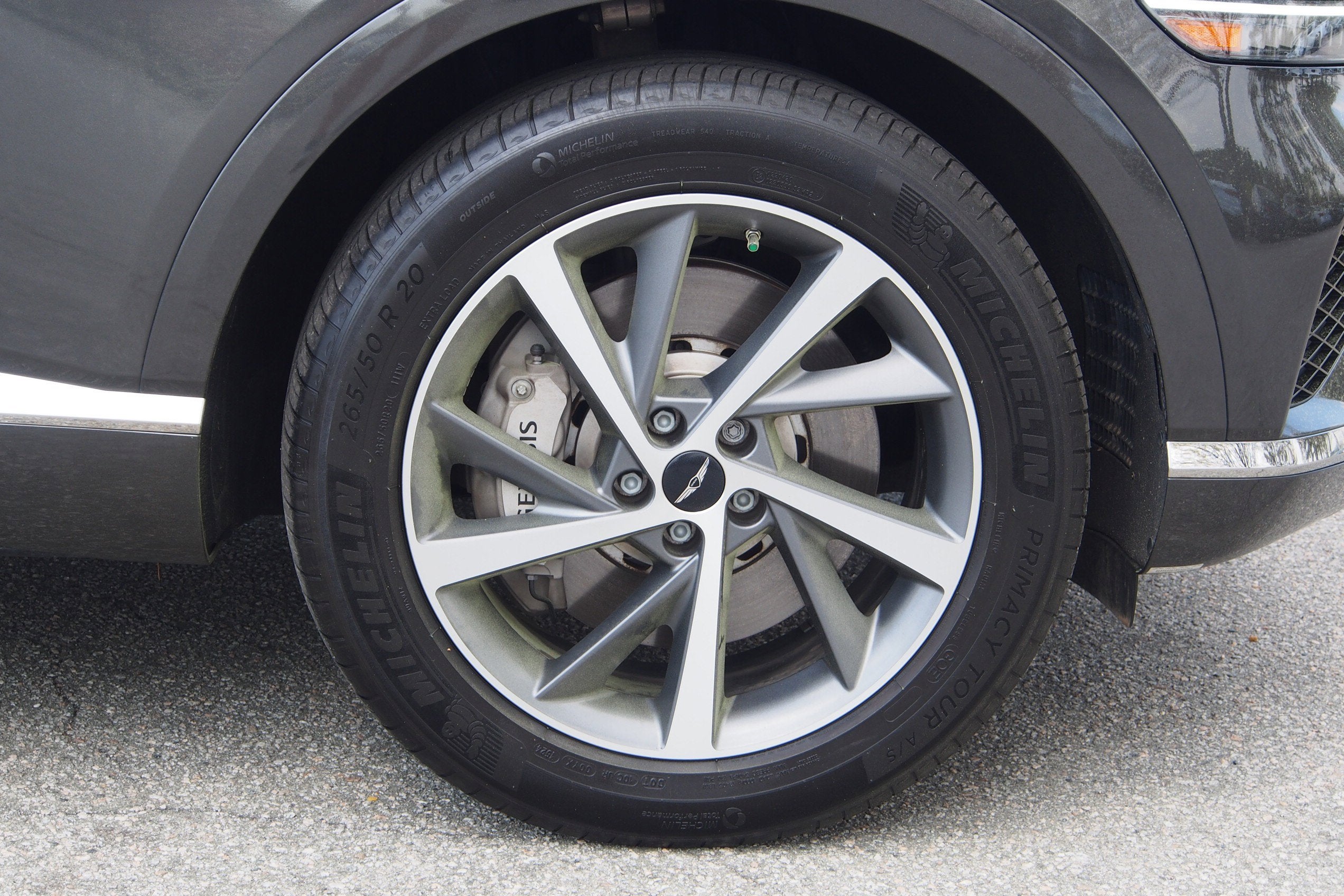 2025 Genesis GV80 Select