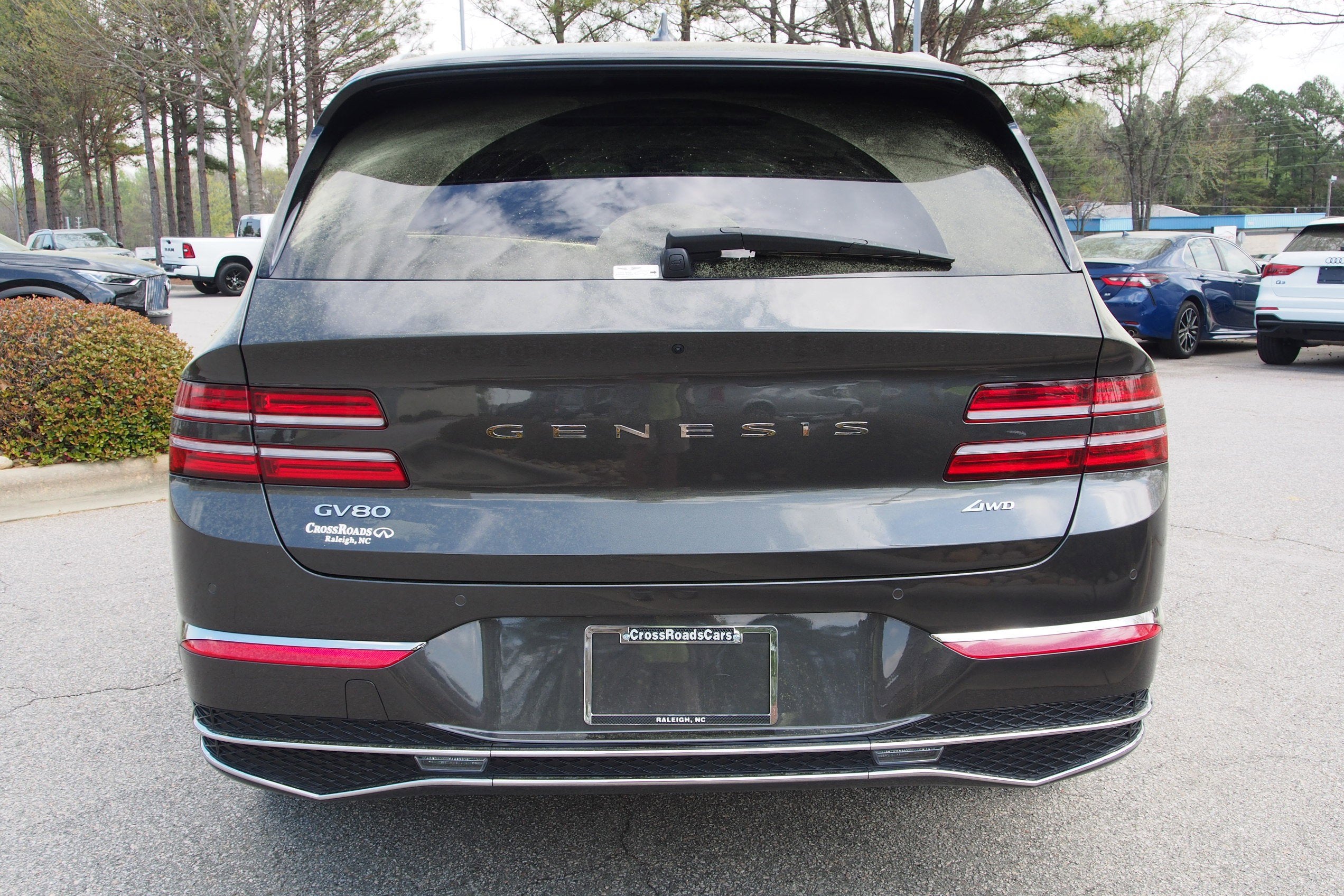 2025 Genesis GV80 Select