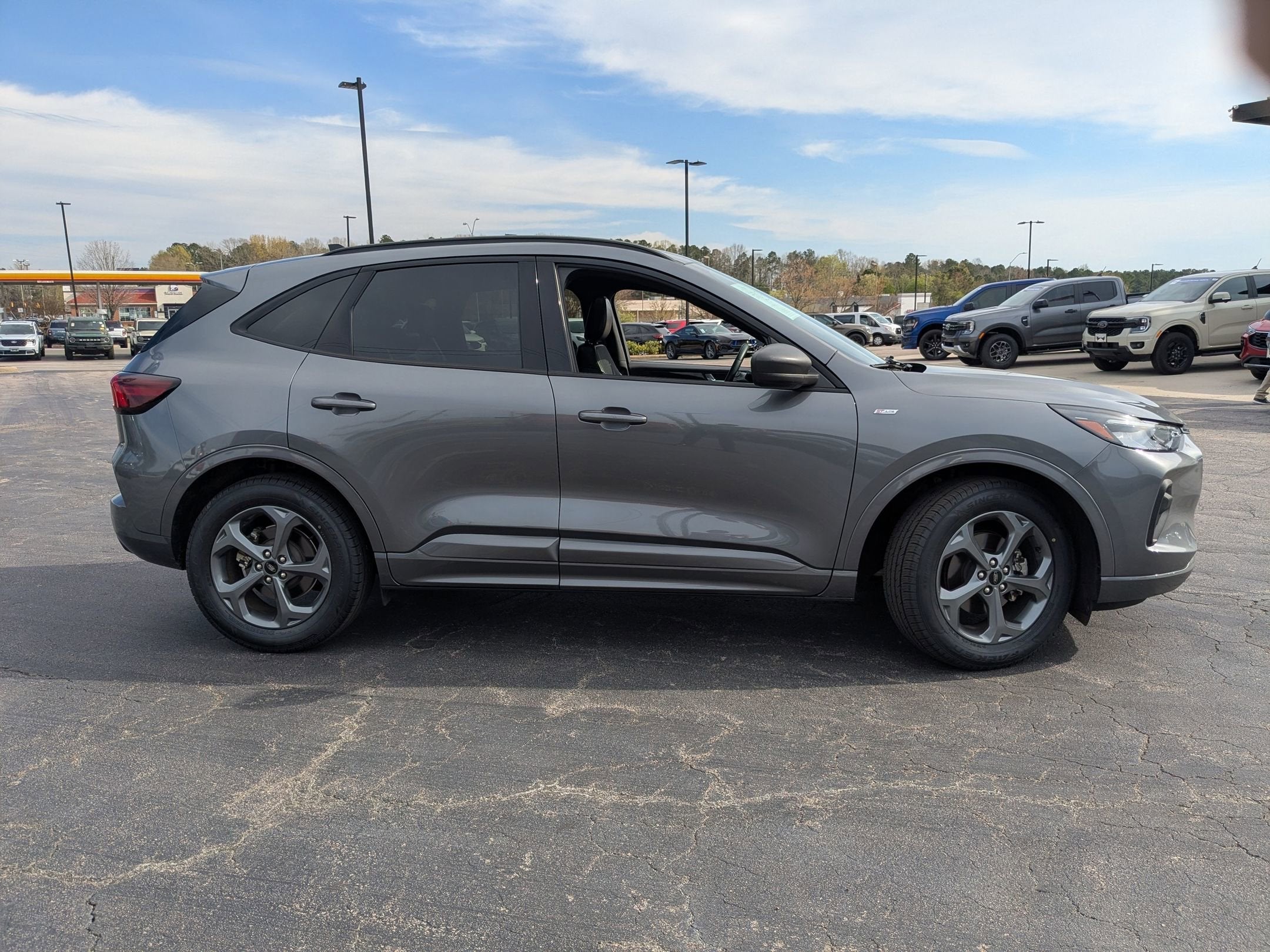 2024 Ford Escape ST-Line