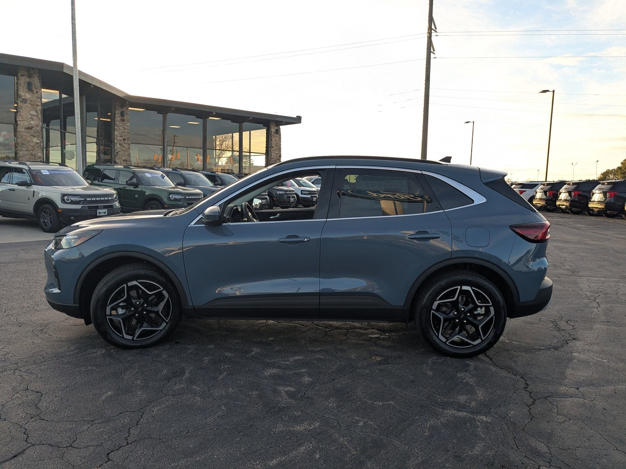 2026 Ford Escape Platinum