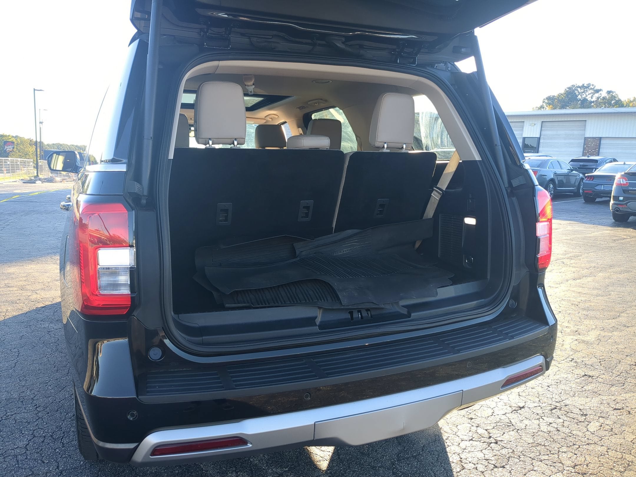 2023 Ford Expedition XLT