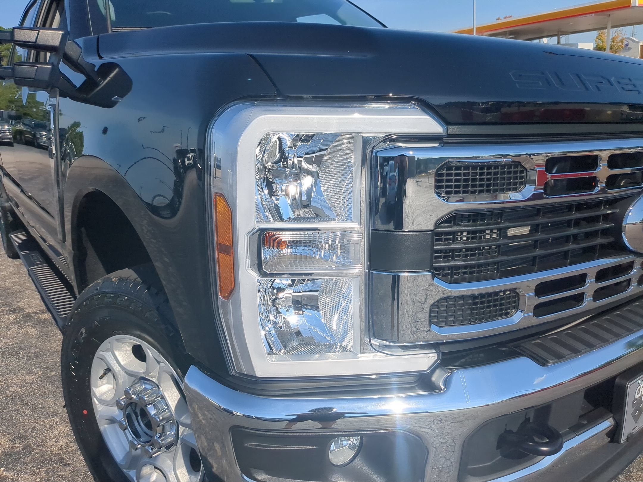 2027 Ford Super Duty F-250 SRW F-250® XLT