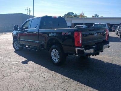 2027 Ford Super Duty F-250 SRW F-250® XLT