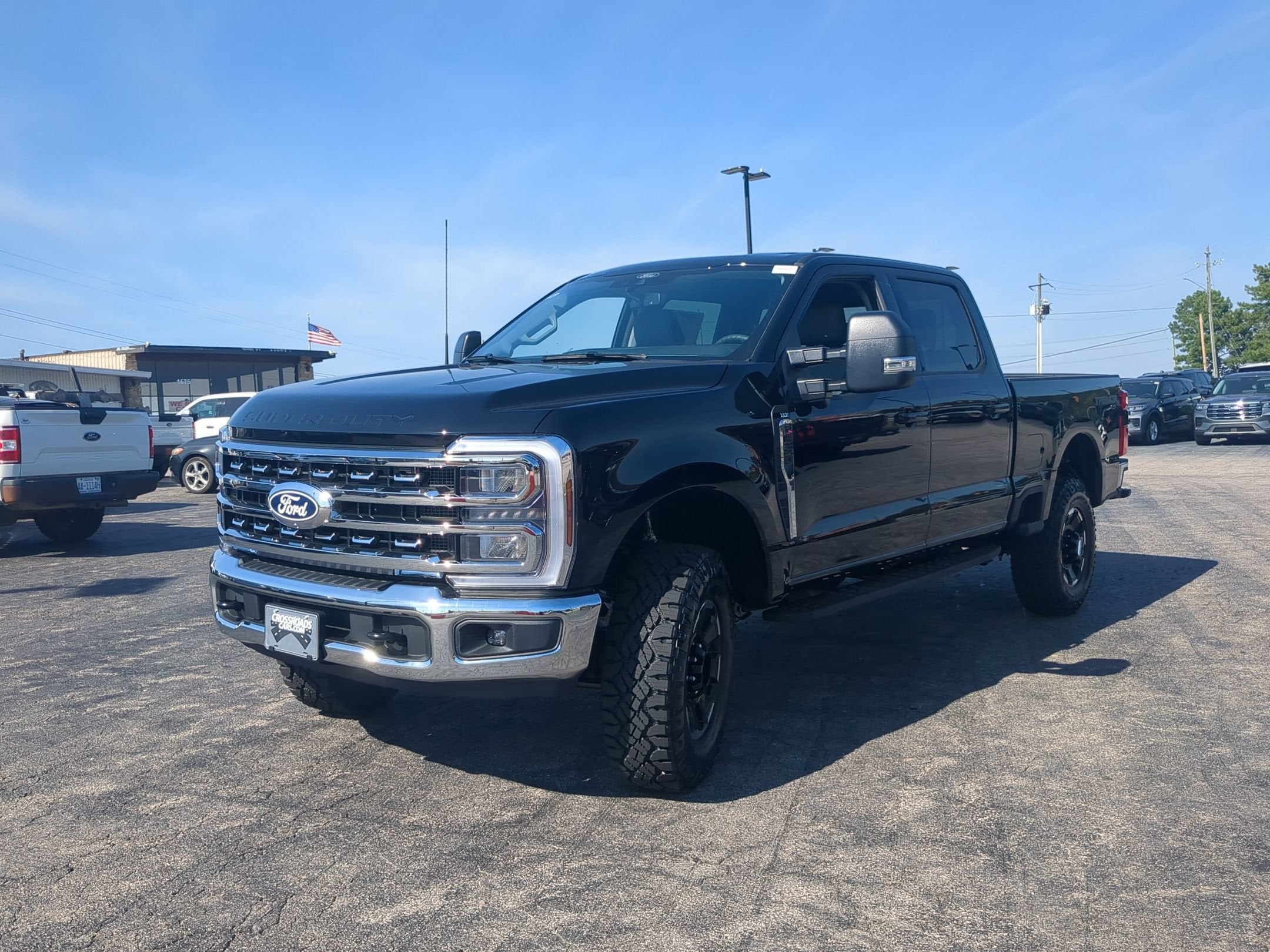 2027 Ford Super Duty F-350 SRW XLT