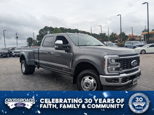 2026 Ford Super Duty F-350 DRW LARIAT