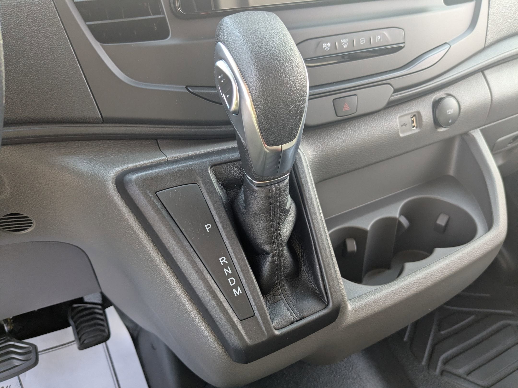 2026 Ford Transit Cargo Van Base