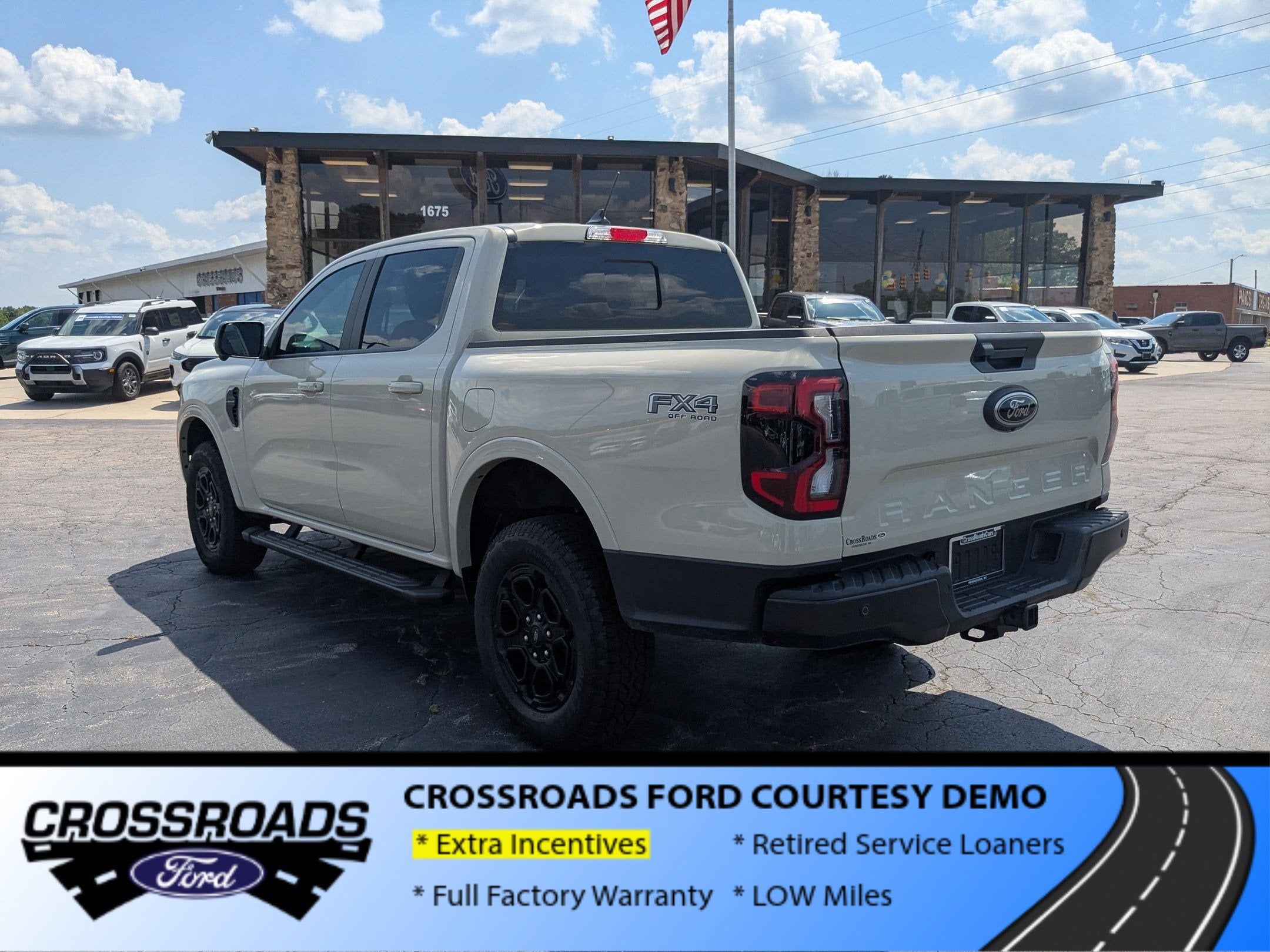 2025 Ford Ranger LARIAT - Crossroads Courtesy Demo