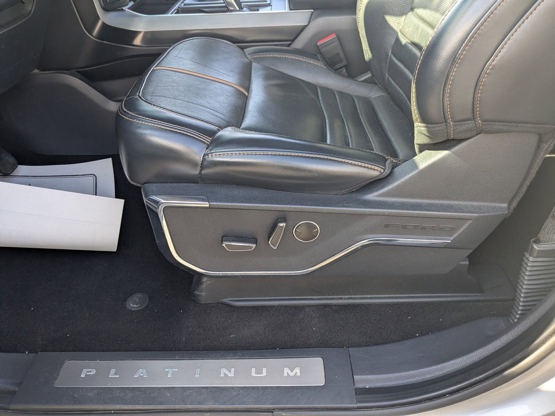 2022 Ford F-150 Platinum