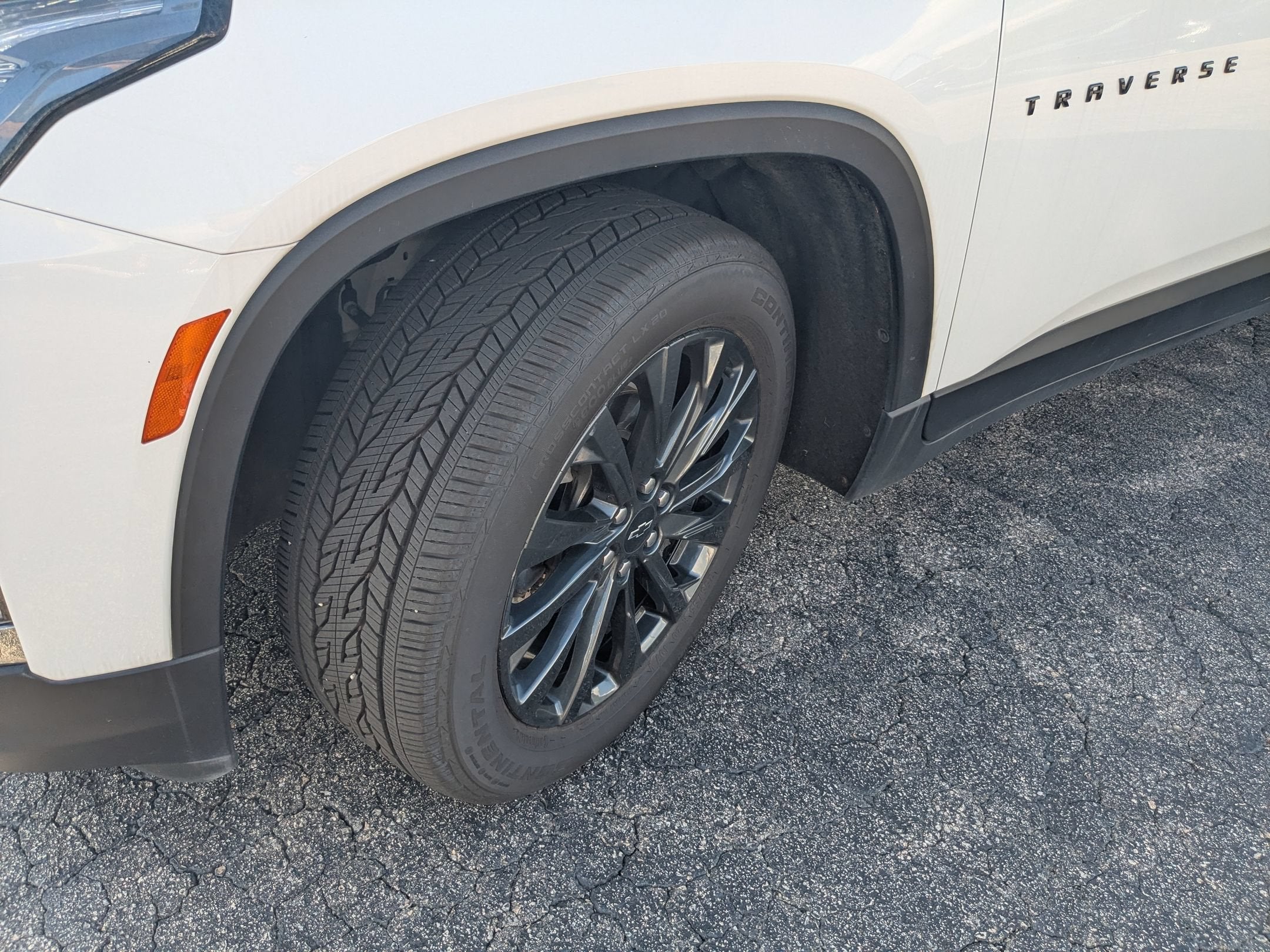 2023 Chevrolet Traverse RS