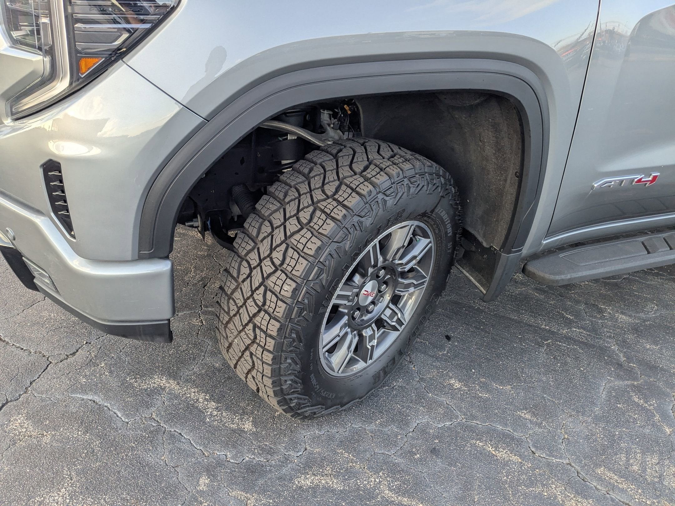 2024 GMC Sierra 1500 AT4