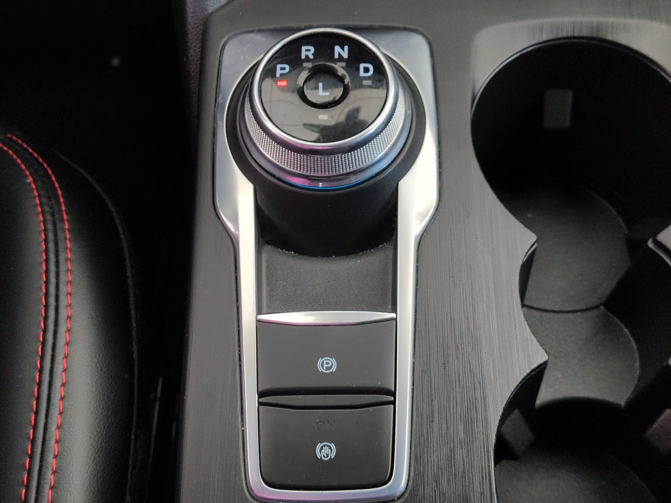2024 Ford Escape ST-Line Select