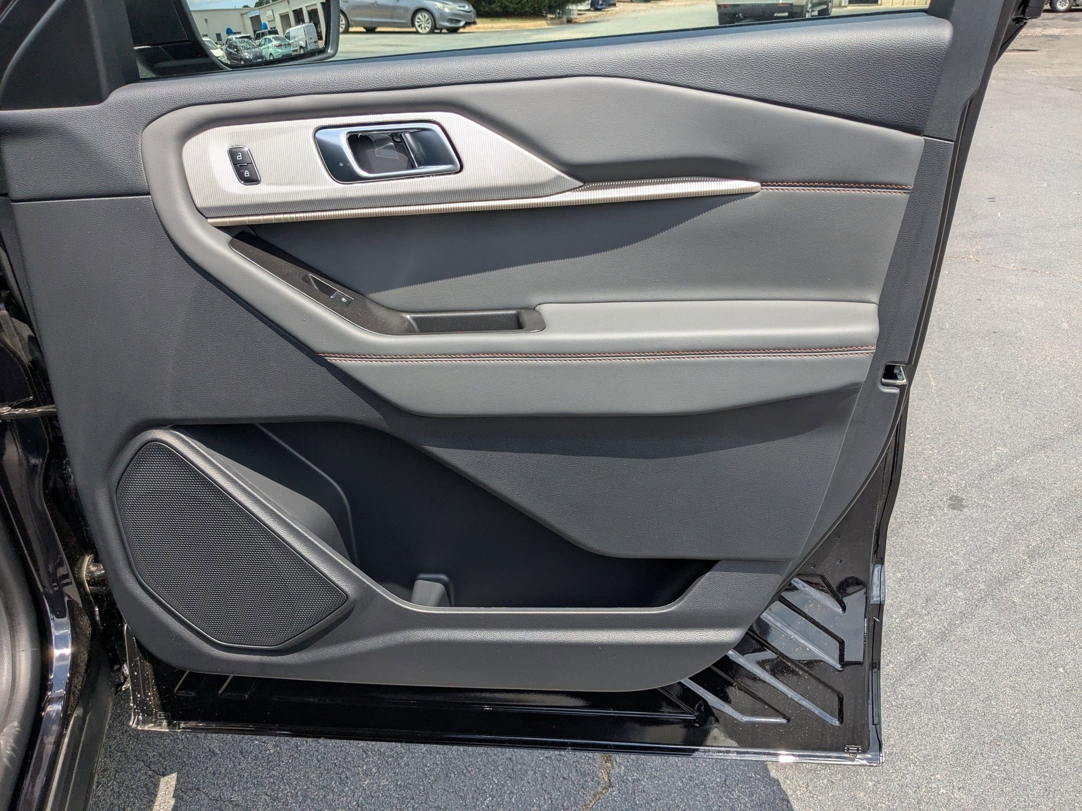 2025 Ford Explorer Active - Crossroads Courtesy Demo