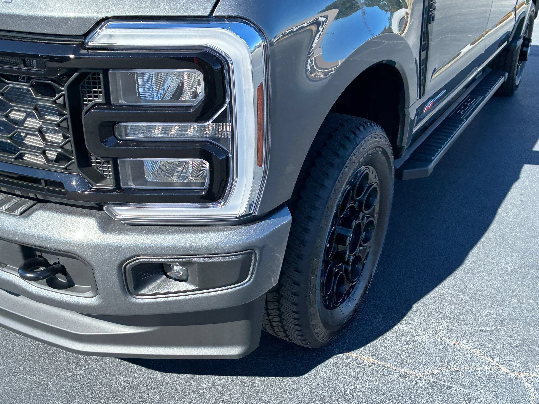 2027 Ford Super Duty F-250 SRW LARIAT