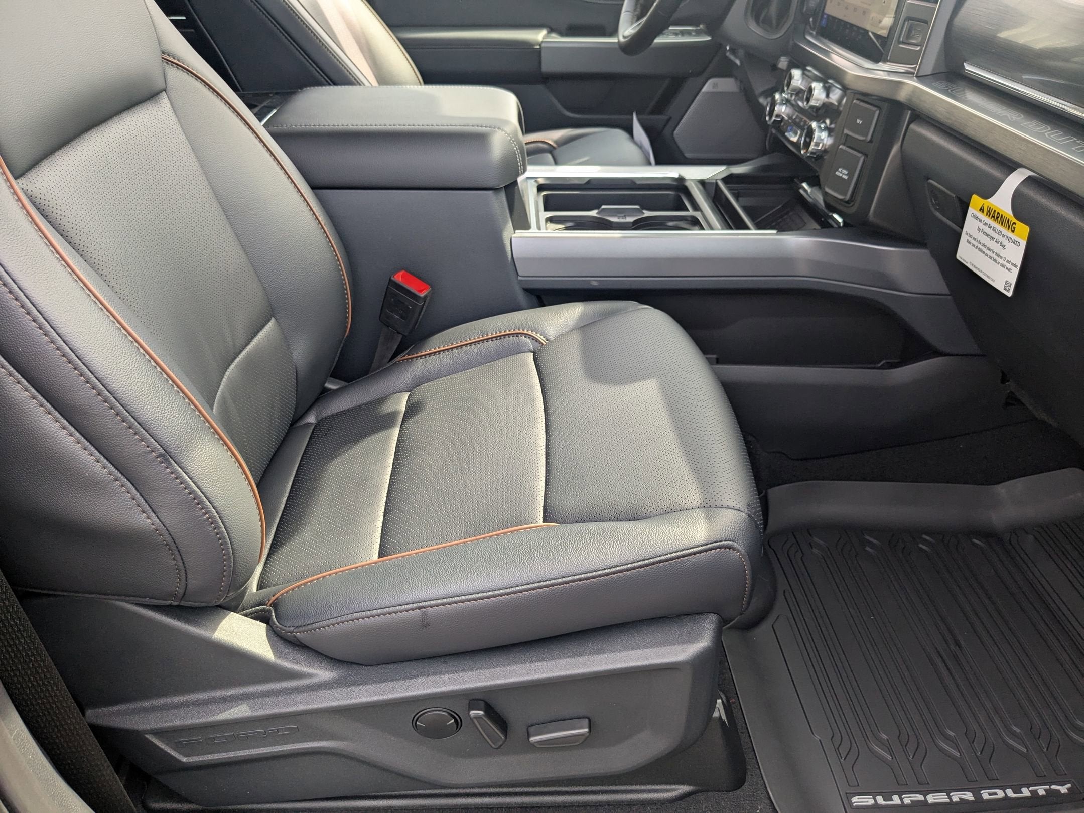 2025 Ford Super Duty F-250 SRW LARIAT