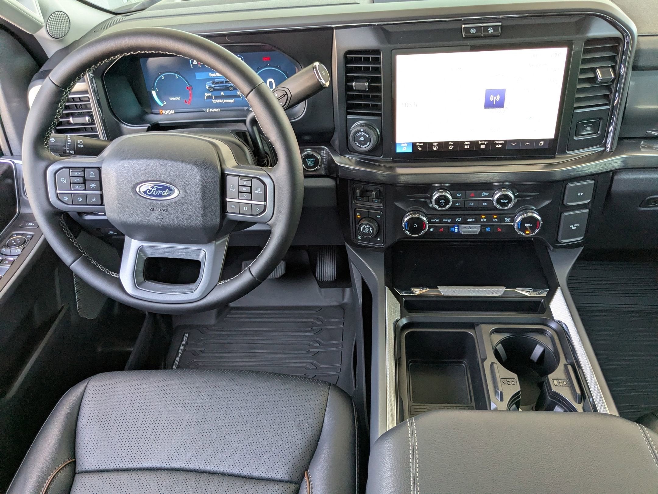 2025 Ford Super Duty F-350 SRW LARIAT