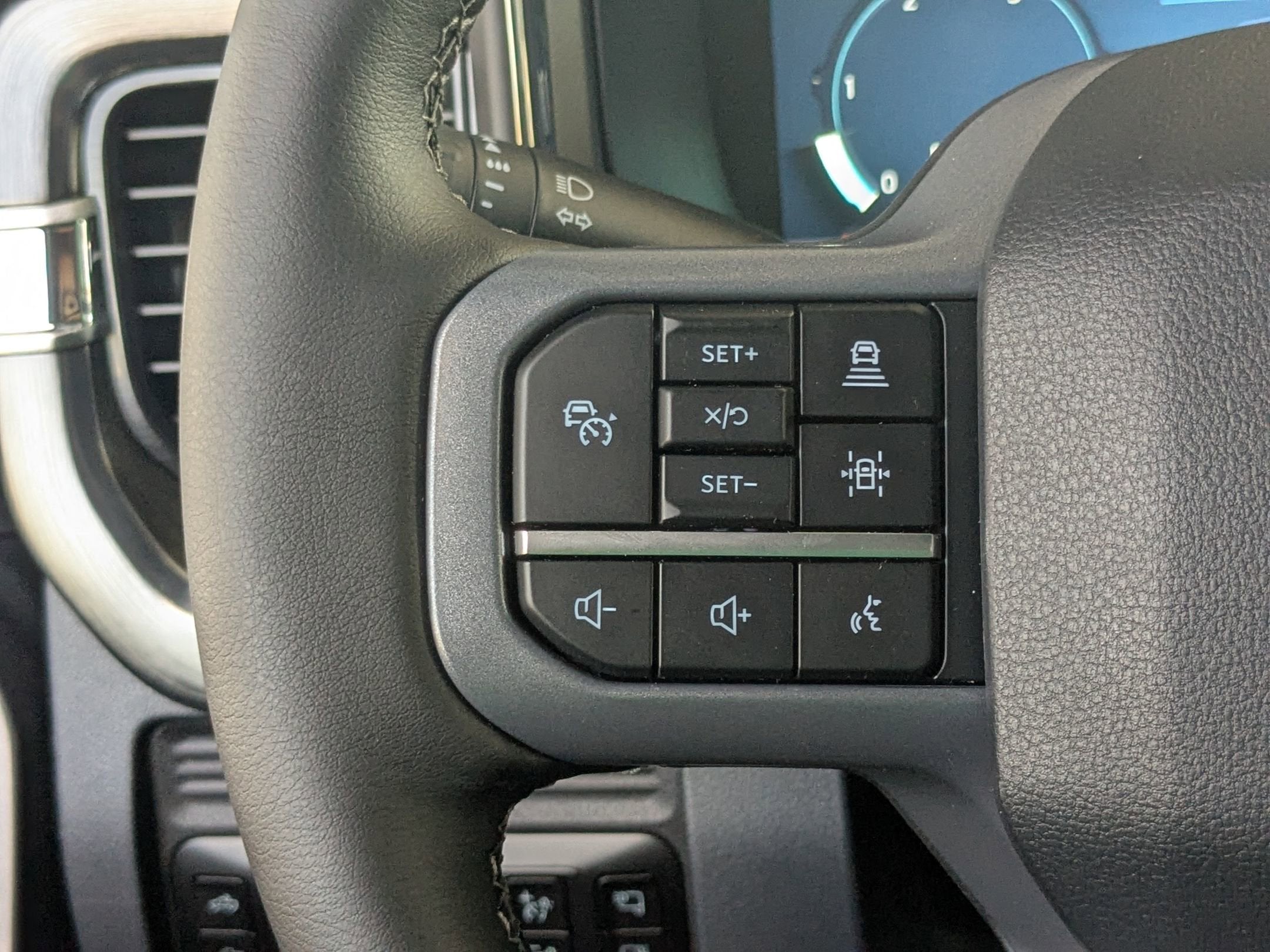 2025 Ford Super Duty F-350 SRW LARIAT