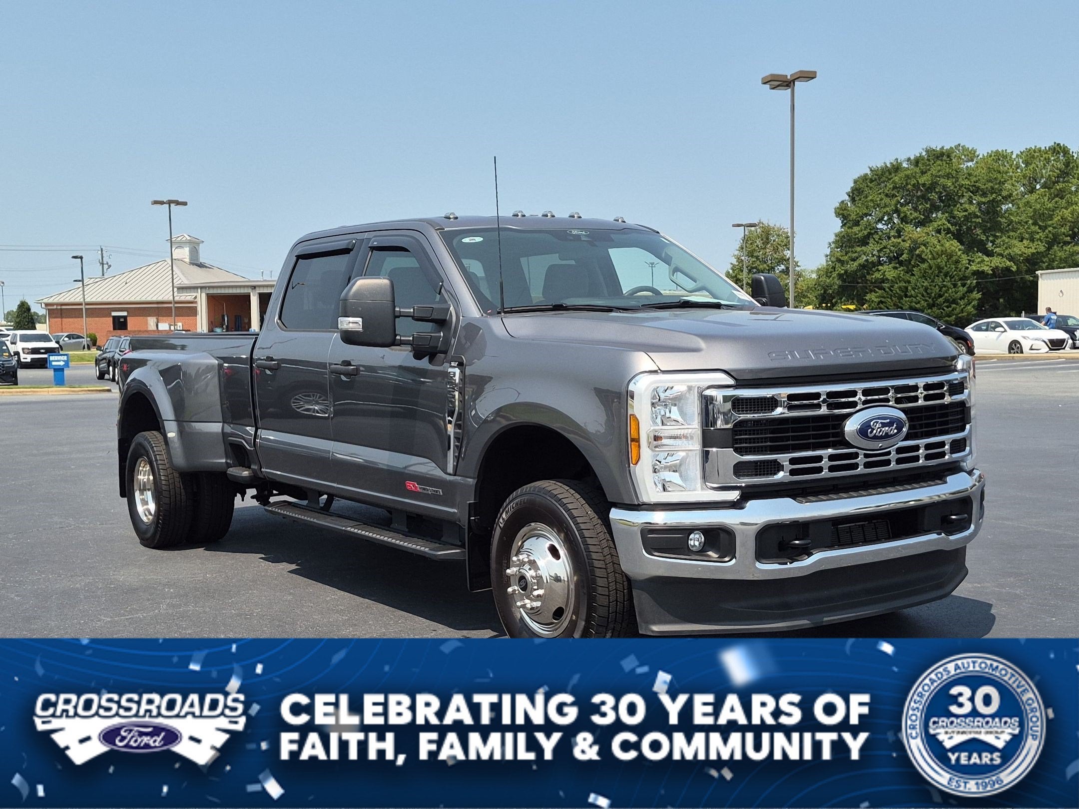 2025 Ford Super Duty F-350 DRW XLT