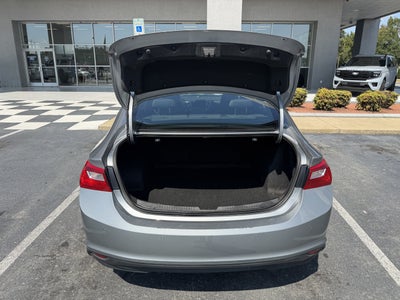 2025 Chevrolet Malibu LT
