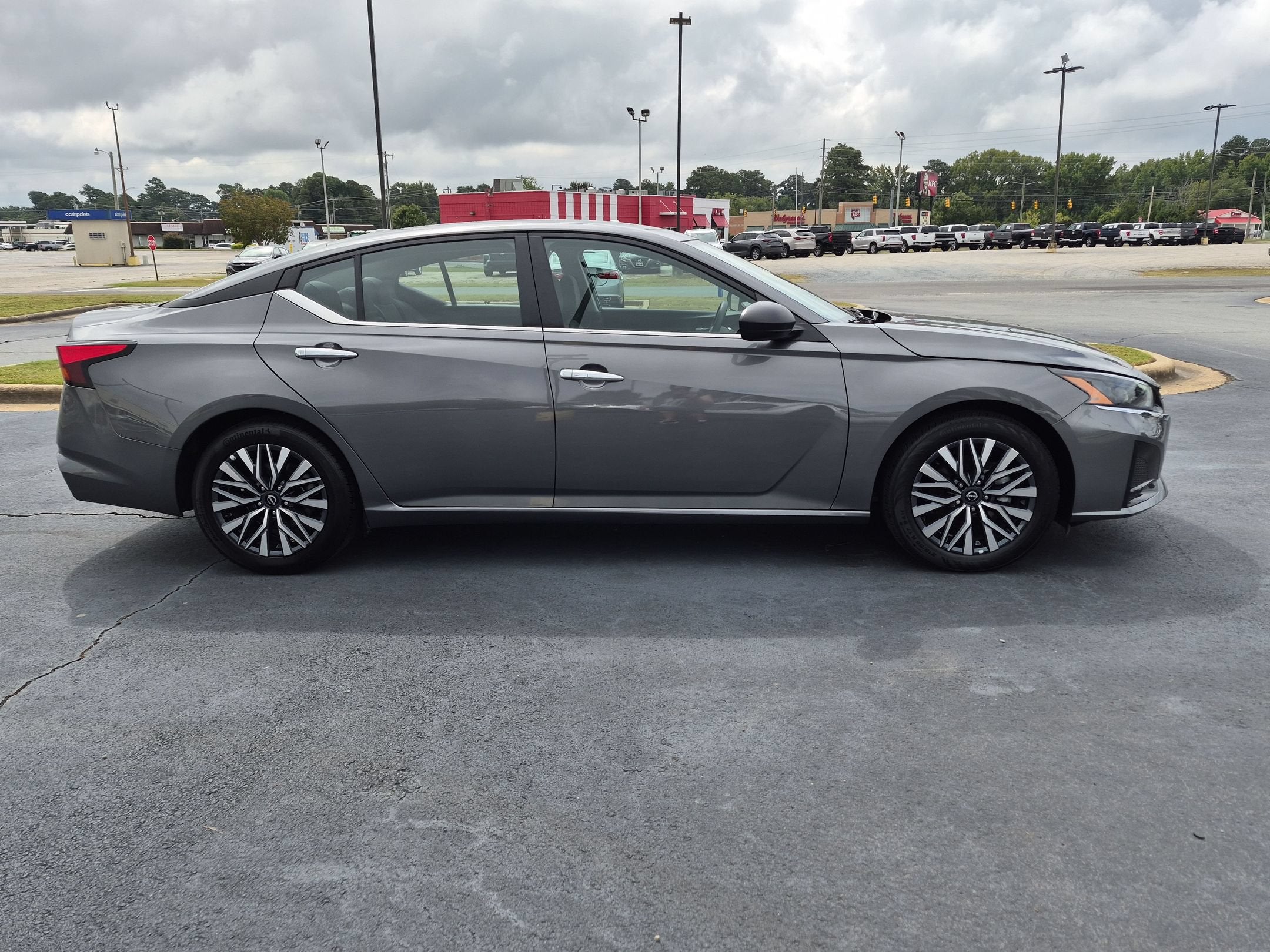 2025 Nissan Altima SV
