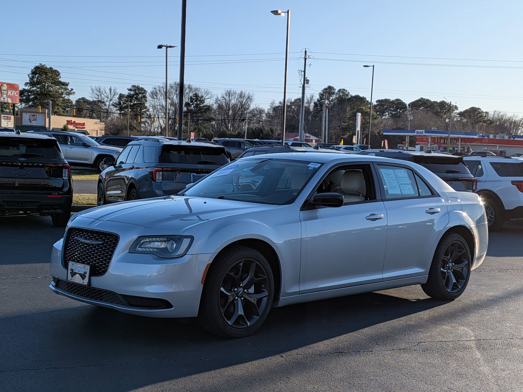 2023 Chrysler 300 Touring