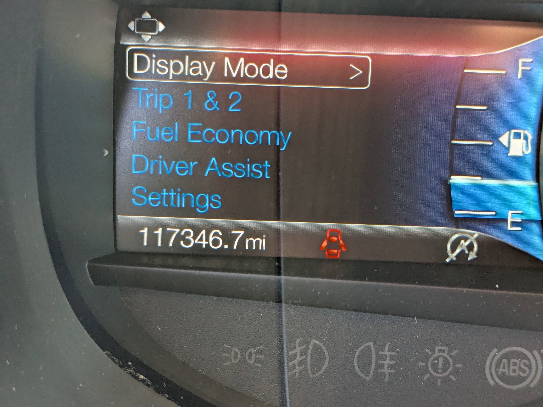 2022 Ford Edge SE
