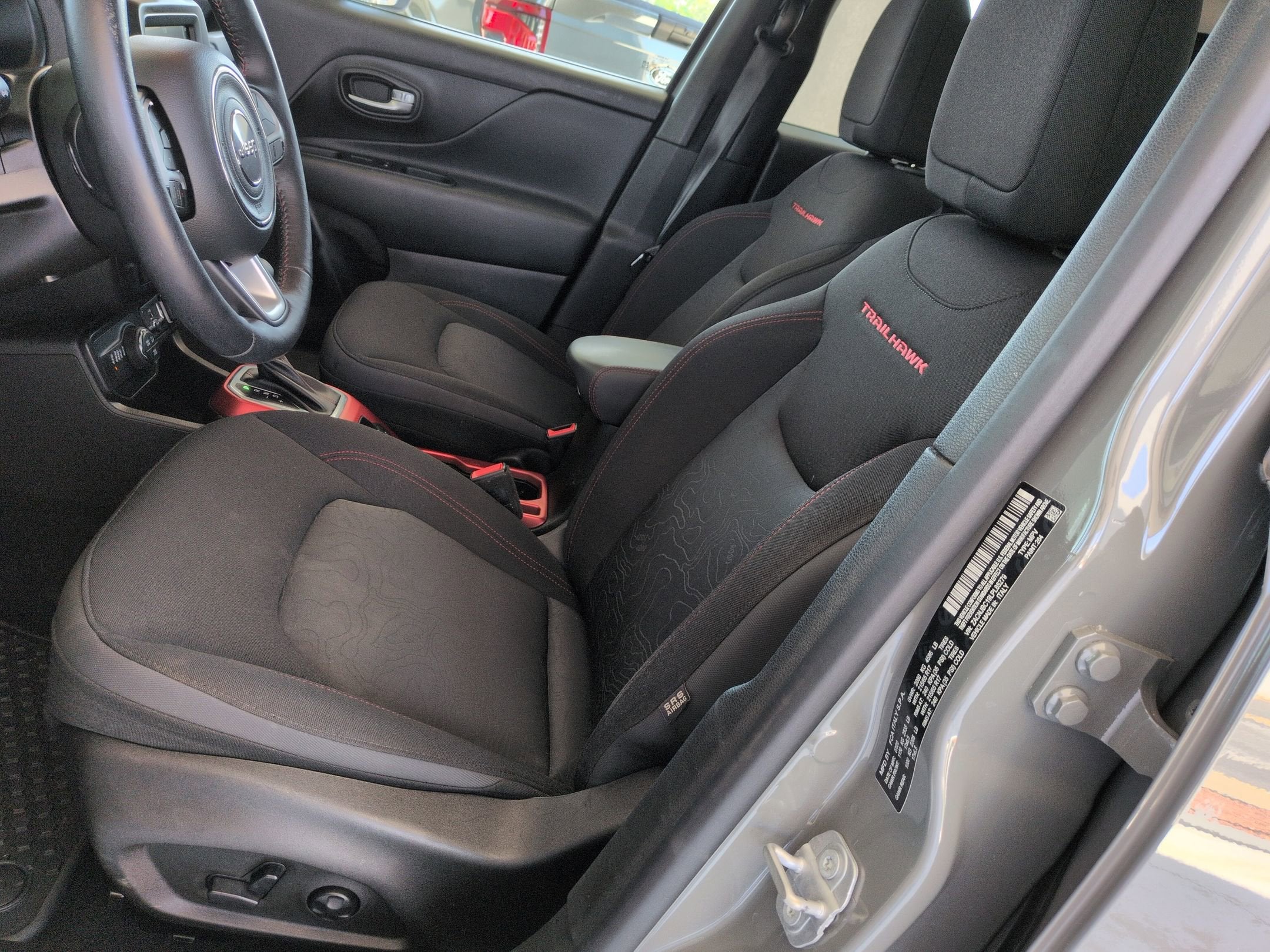 2020 Jeep Renegade Trailhawk